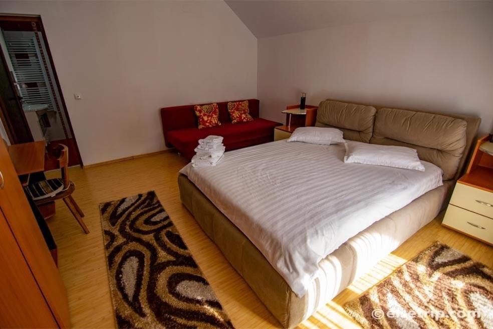 Casa Cu Flori Moisei Hotel Ngoại thất bức ảnh